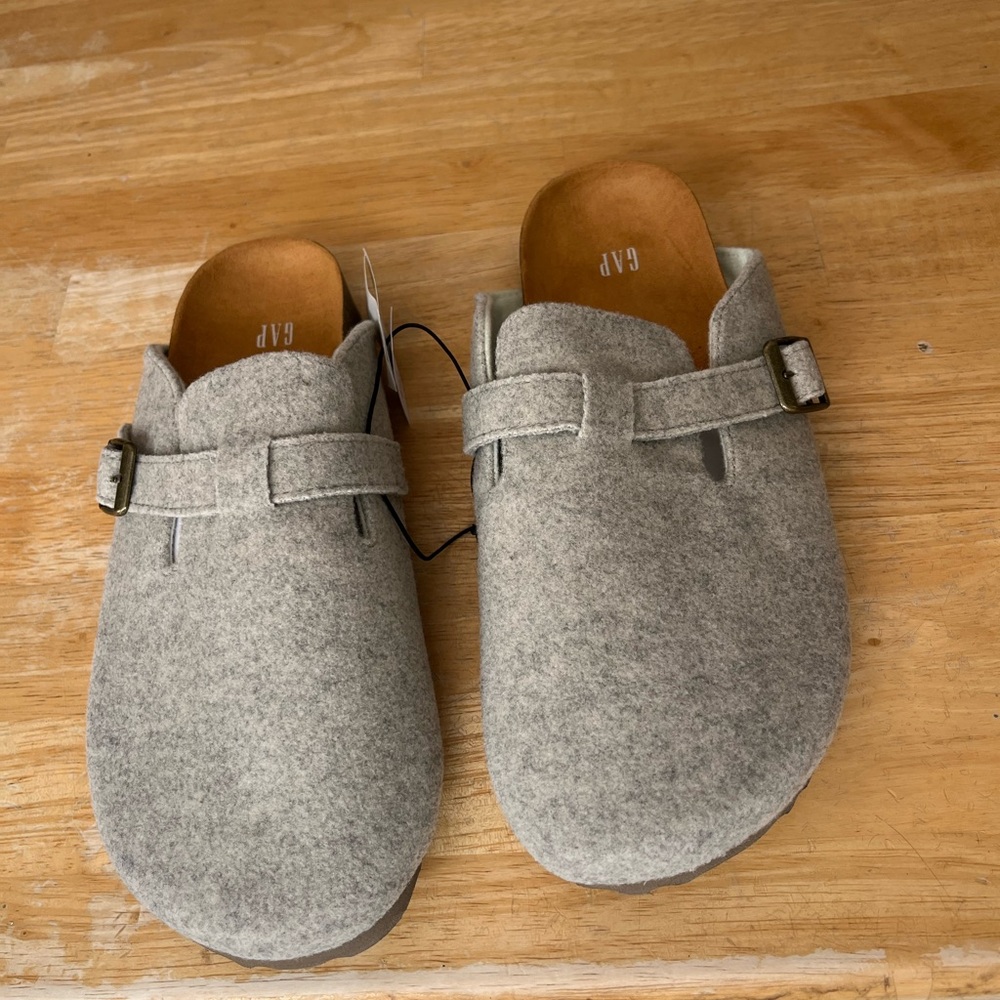 GAP Heather Grey Felt Clogs